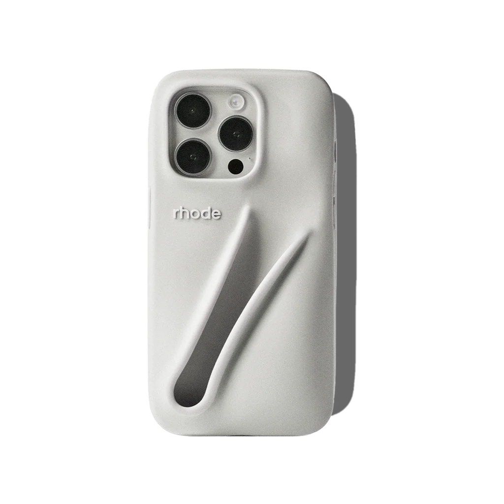 Brand New Rhode iPhone 15 Pro Case (Category: Cases & Sleeves) located in Muntinlupa City. Submitted by closetcleanup071 (Listing ID 1416651544, Image 1). Description: Brand new Comes with original box RFS: wrong case size Price is negotiable .