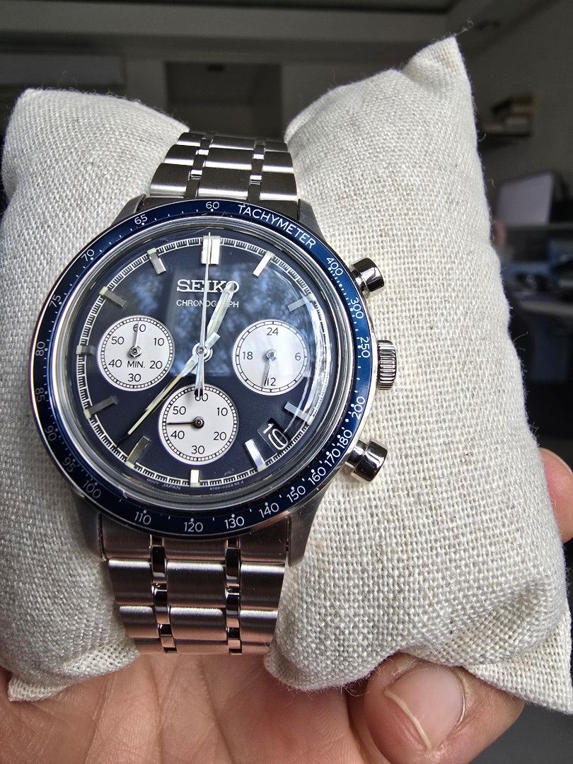 Seiko Chronograph SBTR053 Watch (Category: Men's Watches) located in Dasmarinas. Submitted by ildnumde (Listing ID 1416681481, Image 3). Description: - Seiko Chronograph SBTR053 - Blue dial - Stainless steel bracelet - Tachymeter bezel - Three sub-dials - Date display at 3 o'clock - Comes with original tag - Model: SBTR053.
