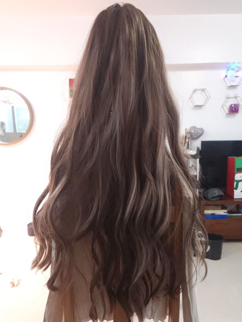 Shein Middle Parting Fringe Layered Waves Wig (Category: Hair Accessories) located in Taguig. Submitted by cwonlinestore (Listing ID 1416775233, Image 3). Description: Shein wig with middle parting fringe and layered waves. It is 28 inches long and features a brown and blonde color combination. The wig has a natural look and is suitable for various occasions. It is styled with a middle part and has a fringe. The wig is designed to be easy to wear