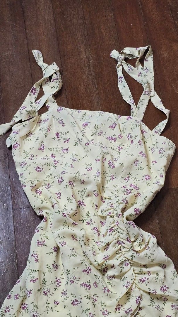 SHEIN MOD Floral Dress (Category: Blouses) located in Angeles City. Submitted by tan.sofiaa (Listing ID 1416665675, Image 2). Description: - orinally bought for Php600.
