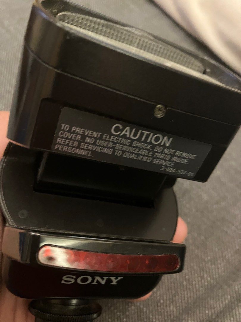 Sony HVL-F32X Flash (Category: Flashes) located in Manila. Submitted by super-ron (Listing ID 1416799516, Image 3). Description: Sony HVL-F32X flash ₱1,500 negotiable Shipping to be shouldered by buyer🚚 Meetup Manila Area✅.