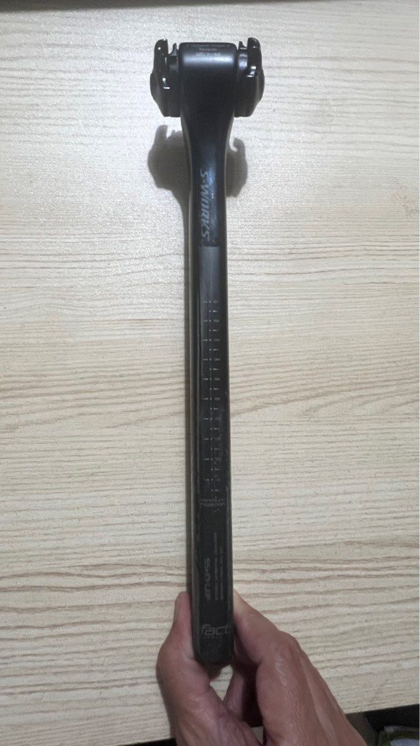 Sworks SL7 Seatpost (Category: Bicycles) located in Makati City. Submitted by crdbriz (Listing ID 1416745562, Image 3). Description: Sworks SL7 Seatpost Original - 20mm offset - 300mm size - both for carbon and non carbon saddle.