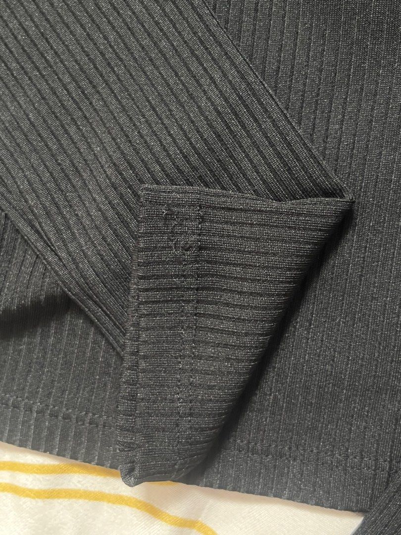 Terranova Black Ribbed Shoulder Cutout Top (Category: Sleeveless) located in Paranaque City. Submitted by rieclutter (Listing ID 1416665539, Image 3). Description: - Terranova Black Ribbed Top - Shoulder Cutout Design - Size: XS - Ribbed Material - Loose thread on one sleeve, can be easily sewn .