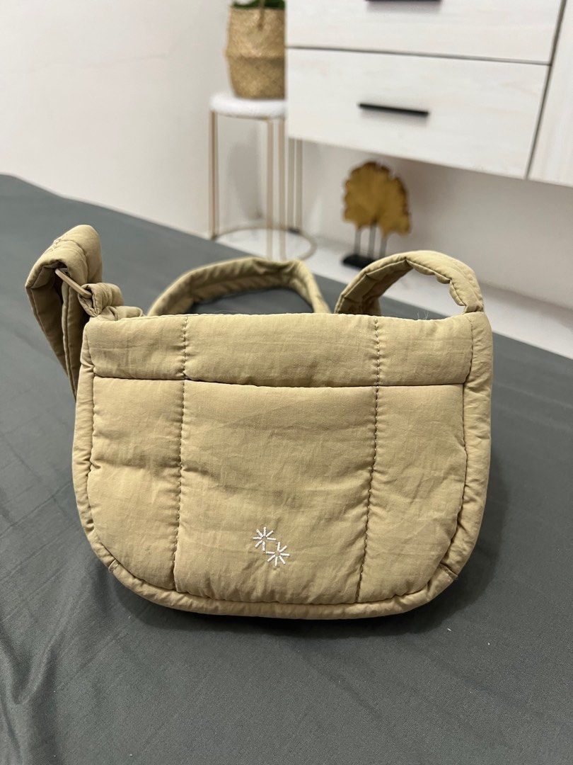 The Paper Bunny Quilted Bag (Category: Shoulder Bags) located in Antipolo. Submitted by luxurieslvoes (Listing ID 1416693163, Image 2). Description: RUSH!!!! The Paper Bunny Mini Swing Hazel Like new Lalamove ready.