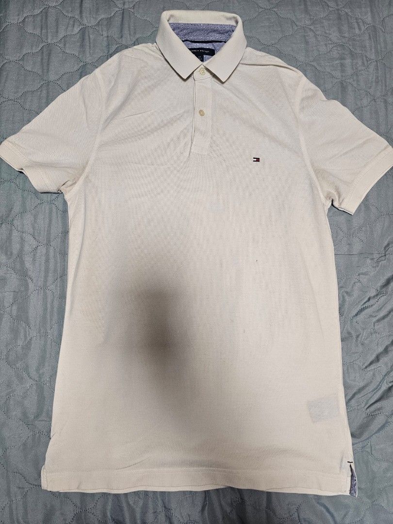Tommy Hilfiger Polo shirt (Category: Tshirts & Polo Shirts ) located in Marikina City. Submitted by ditrik26 (Listing ID 1416812105, Image 1). Description: medium size 9/10 decluttering.