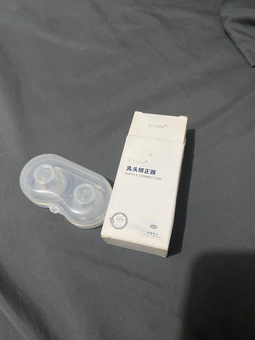 V-Cool Nipple Corrector (Category: Breastfeeding & Bottle Feeding) located in Quezon City. Submitted by alegria.wardrobe (Listing ID 1416697757, Image 1). Description: V-Coool Nipple Corrector - Includes a convenient carrying case - Designed for breastfeeding mothers.