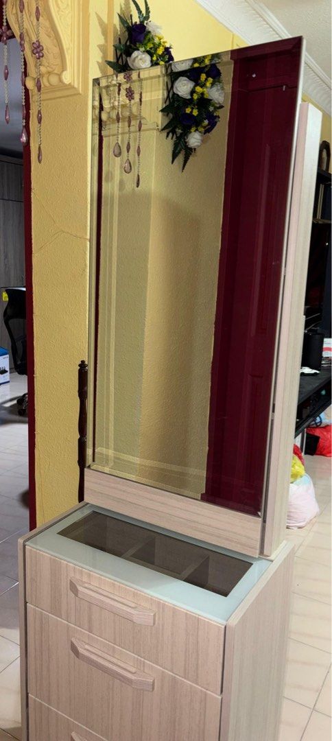 Wooden Dressing Table with Mirror and Drawers
