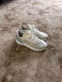 (Category: ) located in . Submitted by thief.thrift (Listing ID 1416842438, Image 1). Description: .