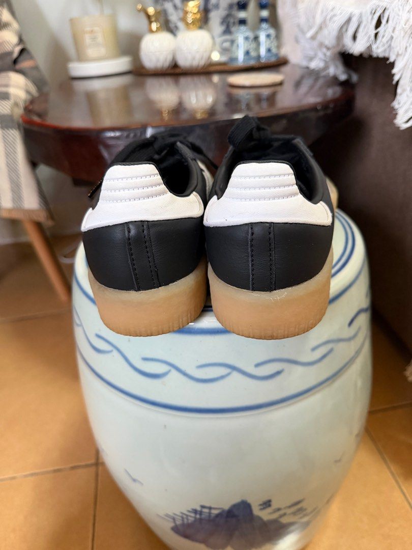 Adidas Samba Black Sneakers (Category: Sneakers) located in San Juan City. Submitted by vmdln (Listing ID 1416907902, Image 3). Description: .