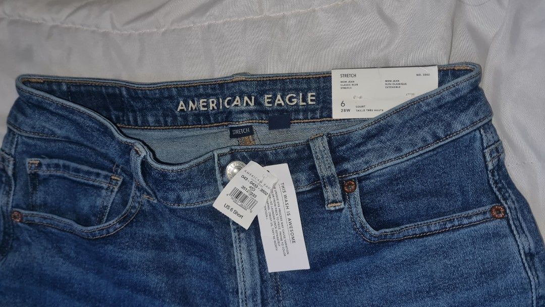 American Eagle Mom Jeans - Size 6 (Category: Jeans) located in Quezon City. Submitted by bubugom (Listing ID 1416960184, Image 2). Description: American Eagle Mom Jeans Pants - unused, still with tags - check photos for medida sizing LOC: Brgy. Pasong Tamo, QC MOD: GRAB, Lalamove, JNT MOP: GCASH, BPI, GoTyme (NO COD & ABONO).
