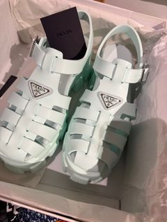 (Category: ) located in . Submitted by lux4less4u (Listing ID 1416848462, Image 1). Description: .