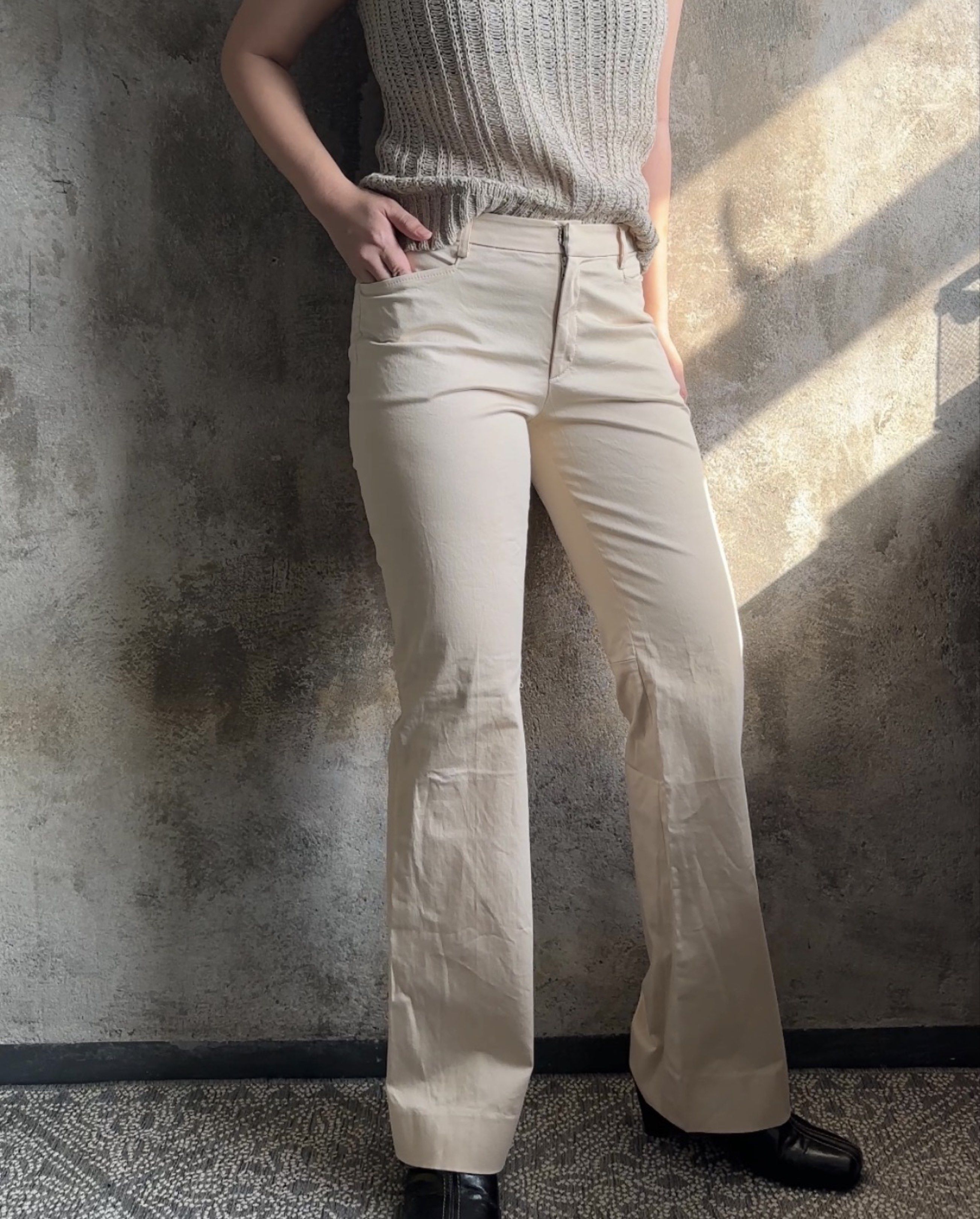 Beige flare y2k pants (Category: Other Bottoms) located in Mandaluyong City. Submitted by _twice.nice (Listing ID 1416965946, Image 3). Description: Very flattering flare pants. Sew detail on the backleg of the pants. Fabric is semi stretch. tags: cop copine, paloma wool, jos mundo, dkny, bcbg, maxmara, office siren.