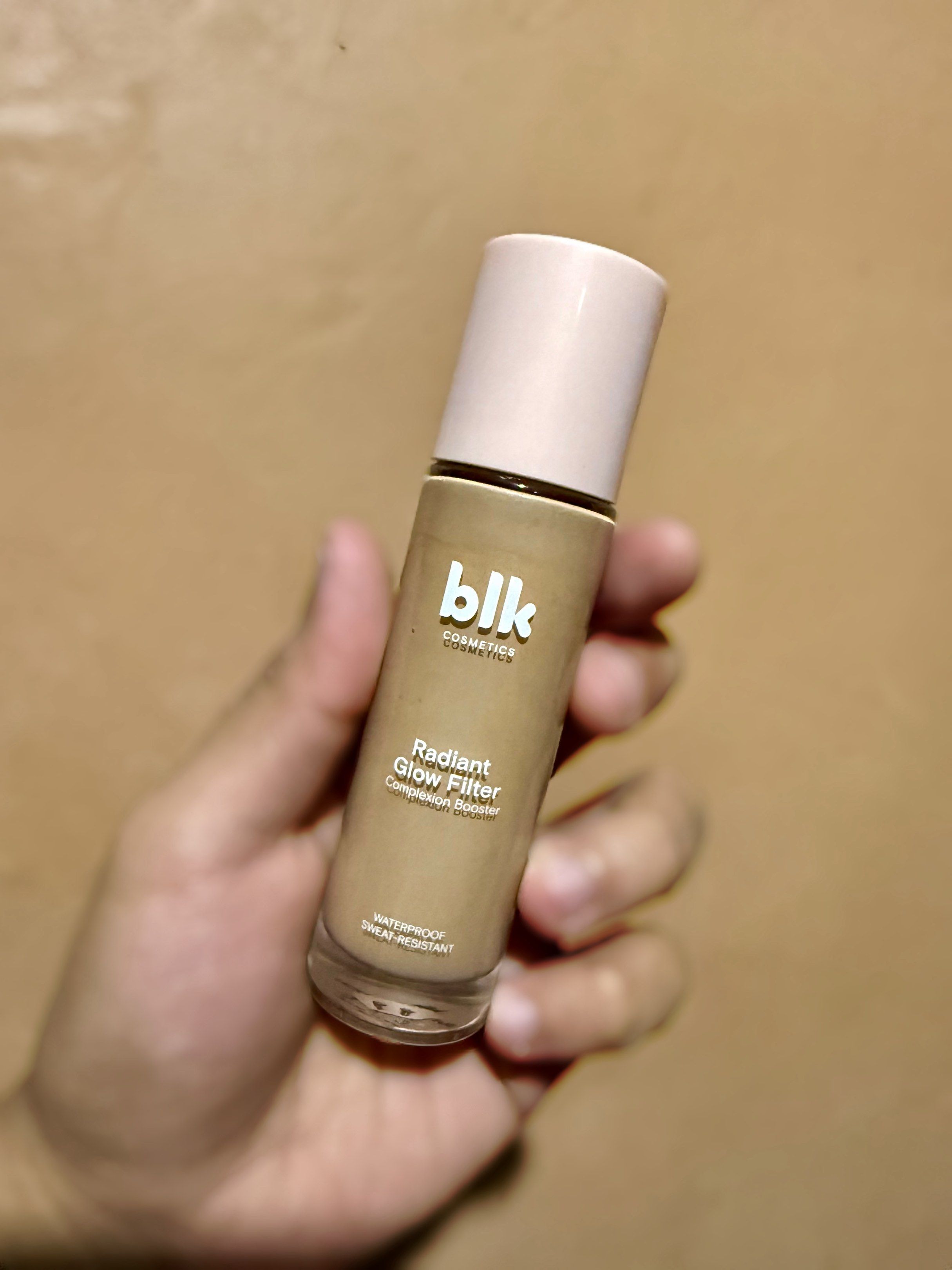 BLK Cosmetics Radiant Glow Filter - Butterscotch (Category: Makeup) located in Quezon City. Submitted by markjaredvibes (Listing ID 1416965366, Image 1). Description: - BLK Cosmetics Radiant Glow Filter in Butterscotch - Waterproof and sweat-resistant - 30ml bottle - Manufacturing date: 10/2025 - Swatched only. - Gives a radiant glow - no box RFS: not for my undertone..