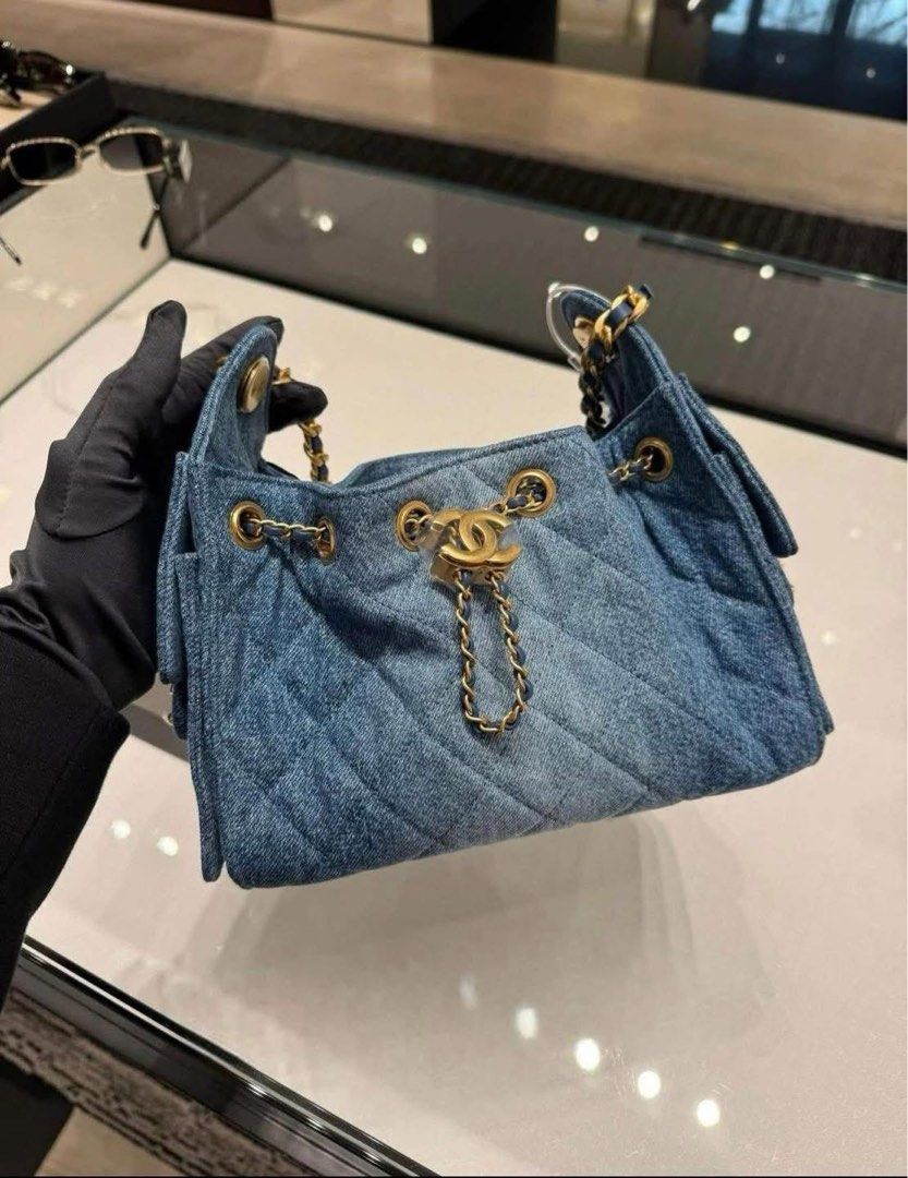 BN Mini -c25 denim (Category: Luxury Bags & Wallets) located in Quezon City. Submitted by authenticandluxury_bags (Listing ID 1416888175, Image 1). Description: Brand new is complete no need to ask for inclusions.