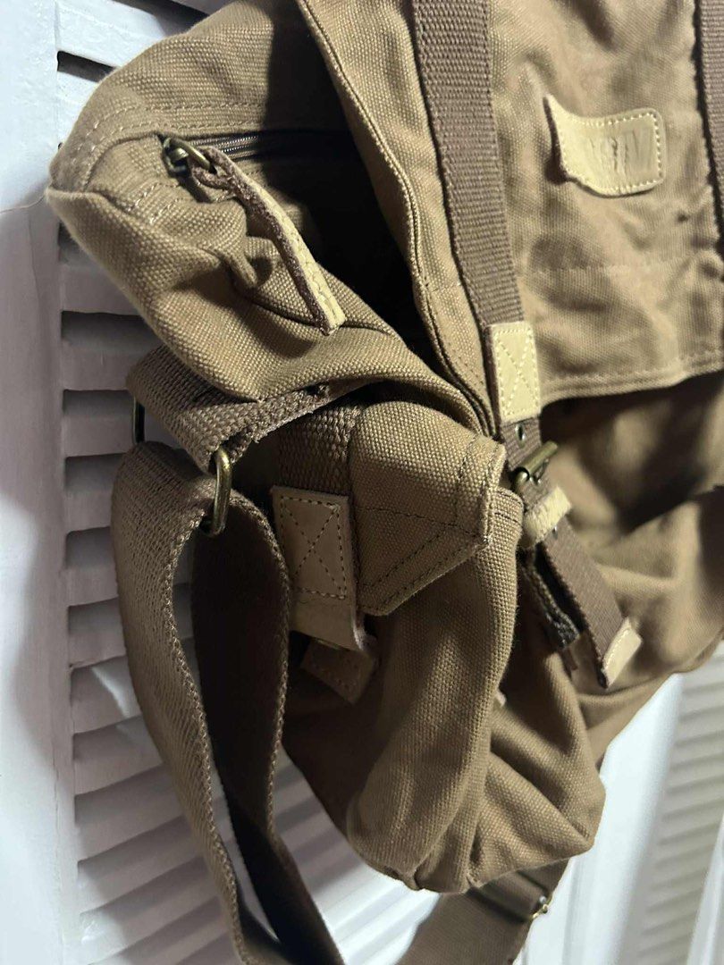 Brown Sling Bag (Category: Sling Bags) located in Caloocan City. Submitted by melfort420 (Listing ID 1416859406, Image 2). Description: Brown Sling Bag P599 Perfect bag for riding motorcycles Excellent Condition All zippers and buttons working properly Color 100/100 Shipping J&T GCash .