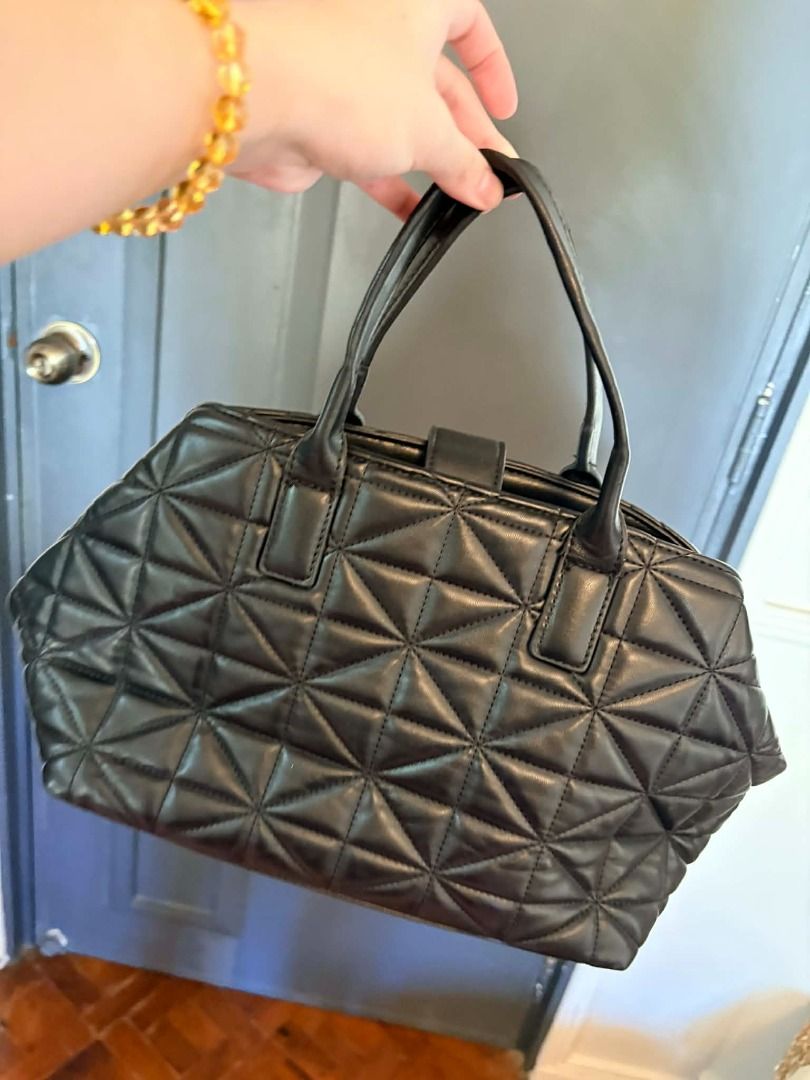CALL IT SPRING OFFICE/ERAND BAG (Category: Luxury Bags & Wallets) located in Muntinlupa City. Submitted by oldiesbutgoodiesxo.ph (Listing ID 1416875025, Image 1). Description: -VERY SPACIOUS -USED FOR OFFICE -NEGOTIABLE PRICE EVERYTHING MUST GO ✨✨✨.