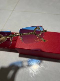 (Category: ) located in . Submitted by plsbuylahsiaaaaaa (Listing ID 1416989093, Image 1). Description: .