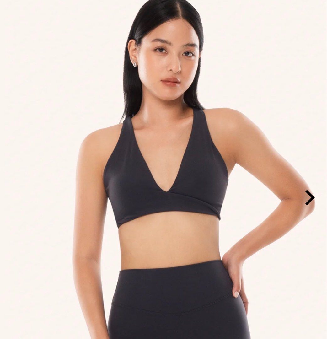 CHEAK Twist Bra in Sesame (Category: Activewear) located in Taguig. Submitted by shopmica (Listing ID 1416898147, Image 1). Description: Photo is for reference only. The shade I have is Sesame which is BLACK. No pads. Size M. RFS: too big.