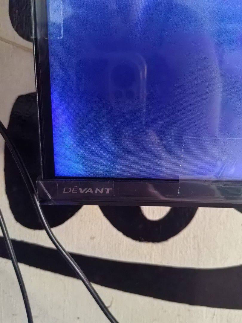 Devant LED TV and Portable Speaker (Category: Soundbars, Speakers & Amplifiers) located in Manila. Submitted by erestainsh31857 (Listing ID 1416899984, Image 3). Description: 40inches devant tv 1 month old *Inclussion, free devant speaker worth(1500) *With box pa and styro *No Scratches 18k nalang - may discount pa if kunin agad, sure buyer only! • Model: 32STW101 • Resolution: HD (1366 × 768) • Refresh Rate: 60 Hz • Viewing Angle: 178°/178° • Au
