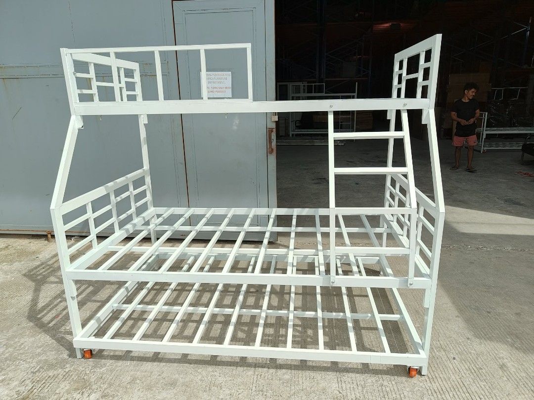 DOUBLE BUNK BED 90*190 UPPER BED AND 190*120 LOWER HEIGHT 180CM WITH PULL OUT (Category: Bed Frames & Mattresses) located in Manila. Submitted by dolorchris69891 (Listing ID 1416897514, Image 3). Description: DOUBLE BUNK BED 90*190 UPPER BED AND 190*120 LOWER HEIGHT 180CM WITH PULL OUT.