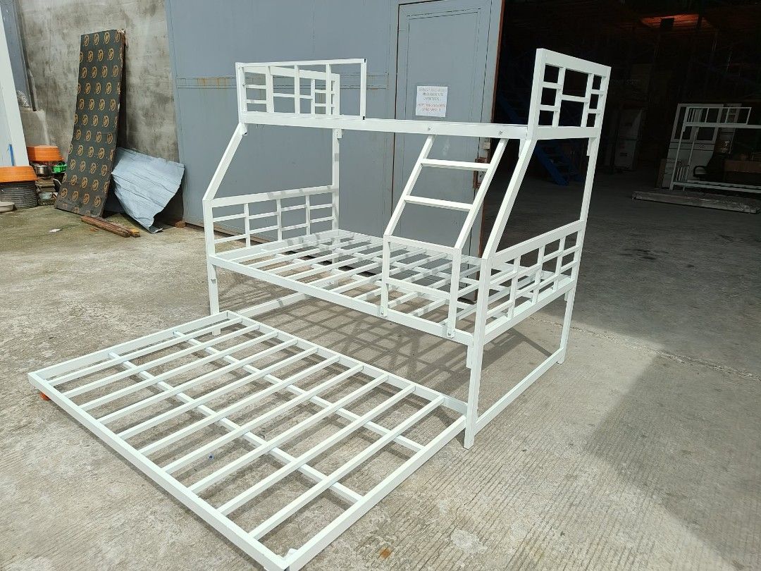 DOUBLE BUNK BED 90*190 UPPER BED AND 190*120 LOWER HEIGHT 180CM WITH PULL OUT (Category: Bed Frames & Mattresses) located in Manila. Submitted by dolorchris69891 (Listing ID 1416897514, Image 2). Description: DOUBLE BUNK BED 90*190 UPPER BED AND 190*120 LOWER HEIGHT 180CM WITH PULL OUT.