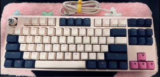 (Category: ) located in . Submitted by dagsunod (Listing ID 1417013031, Image 1). Description: .