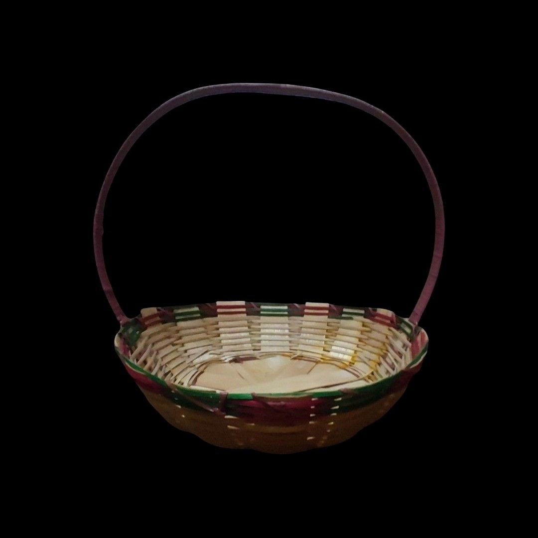 Fruit Basket For Sale (Category: Gift Baskets & Hampers) located in Mandaluyong City. Submitted by Cathcathcath (Listing ID 1236692686, Image 1). Description: Fruit Basket – Set of 6 pcs. ₱630 – Brand New 🍎 Includes 6 fruit baskets 📏 Length: 25 cm each ✨ Brand new, well-kept condition 🖼 What you see is what you get 🚚 Shipping fee not included 🙏 Thank you!.