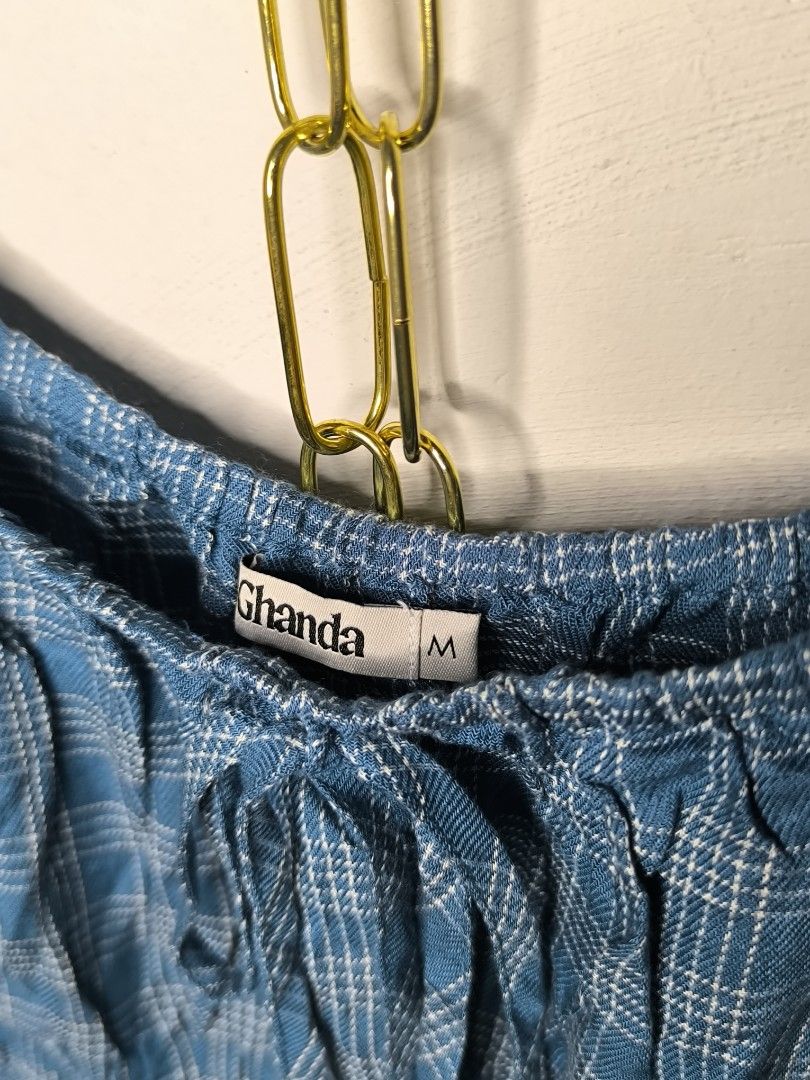 Ghanda Crop Top - Medium (Category: Others Tops) located in Marikina City. Submitted by vaughnify (Listing ID 1416872568, Image 3). Description: GHANDA - Crop Top Sleeveless Top - Size: Medium - Super nice ng fabric in actual - No flaws, No stains, No runs 📍Location: Marikina City 🚚 Courier Options: 🛍️ J&T Express • 2–3 days within Metro Manila • 3–5 days outside Metro Manila 🛍️ Same-day delivery (Metro Manila): • Lalamove • Grab Express • Mo
