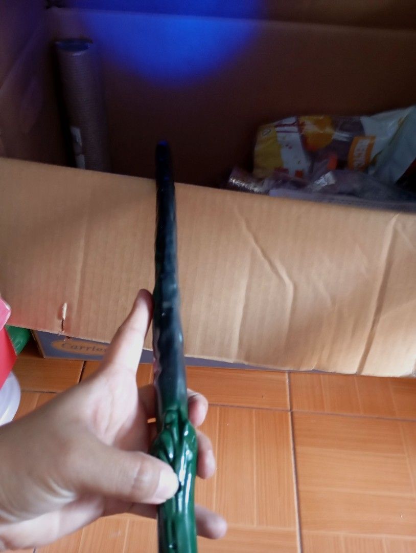 Harry potter magic wand lights-sounds (Category: Western Merchandise) located in Quezon City. Submitted by ana-chan (Listing ID 1416922371, Image 2). Description: Harry Potter wand replica. Lights up and plays sounds. Green handle, textured body. Batteries included..