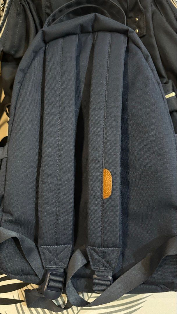 Herschel Nova Backpack 18L (Category: Backpacks) located in Manila. Submitted by cyy.declutter (Listing ID 1417001090, Image 3). Description: Color: Navy Blue Front pocket with gold zipper Interior laptop compartment (Can fit up to 15”)(13” Laptop in the picture) Padded straps for comfort Like Brand New—As in Good Condition (Used Twice) Original Price: 5,490 RFS: Declutter.
