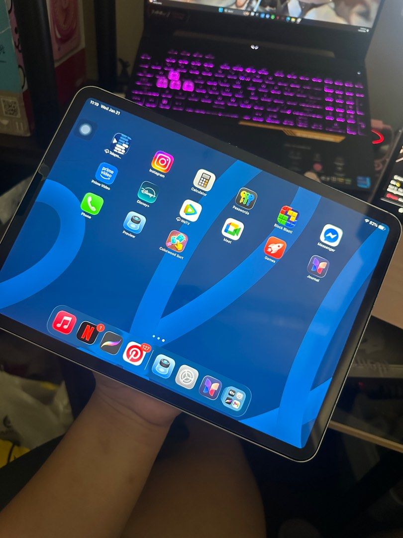 iPad Pro 11” 2018 64GB wifi+cellular (Category: iPad) located in Manila. Submitted by melamarie14344 (Listing ID 1409944772, Image 3). Description: - iPad Pro 11” (2018 model) - Apple Pencil 2nd Gen - 64GB storage - wifi + cellular - Perfect for artist, for work and entertainment - Still working but need to get fix (it has red glow border on screen, but not that visible, and it has a bloated battery, see 3rd pic for reference, but overall the ipa