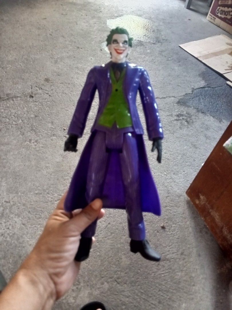 Joker Titan Hero Tech Action Figure (Category: Figurines & Statues) located in Magalang. Submitted by zeiansoria64090 (Listing ID 1416851515, Image 2). Description: - Joker Titan Hero Tech action figure - Features the Joker in his classic outfit - Comes with original packaging - Packaging includes the Avengers Endgame logo - Recommended for ages 4 and up.