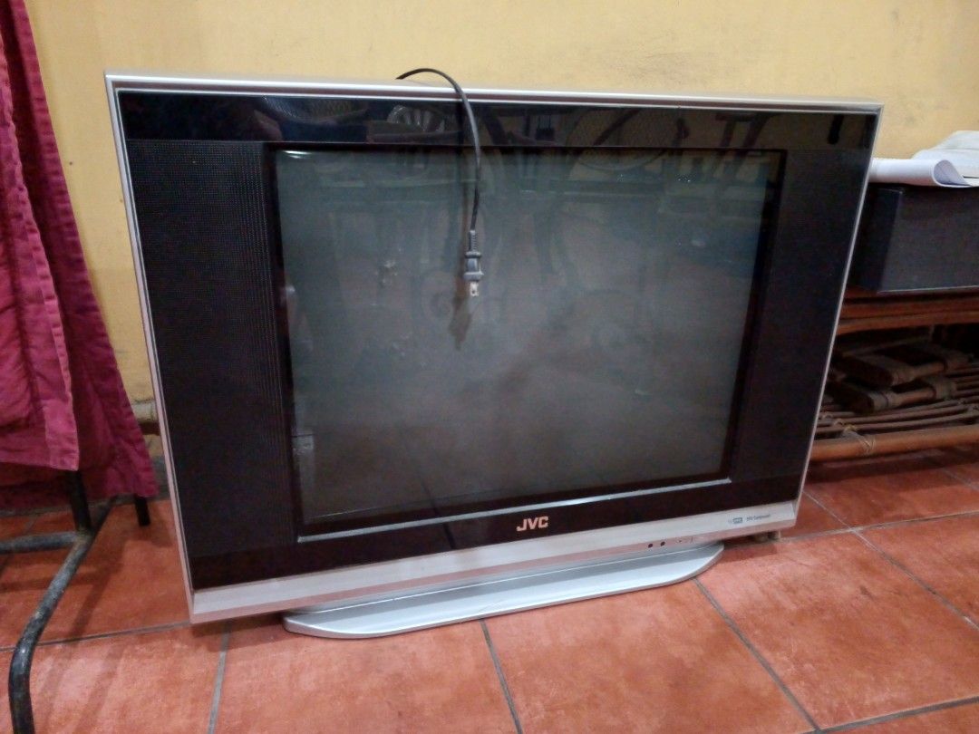 JVC 29 inch TV (old style) (Category: TV) located in Pasay City. Submitted by ric_dabomb48 (Listing ID 1416972291, Image 2). Description: Old Style JVC TV 29 inch.