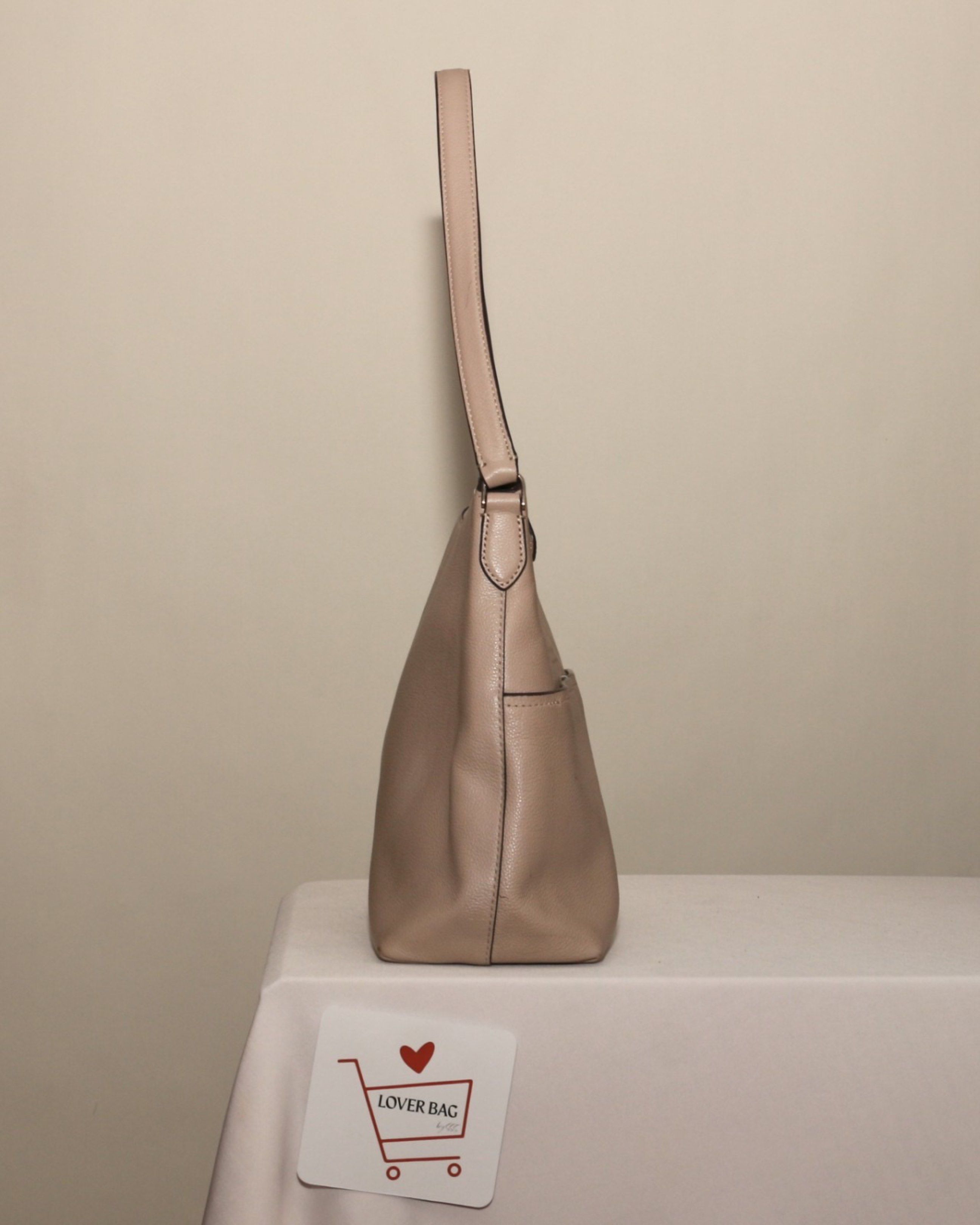 Kate Spade Pink Tote (Category: Shoulder Bags) located in Batangas. Submitted by bagrx (Listing ID 1417015139, Image 3). Description: .