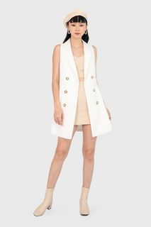 (Category: ) located in . Submitted by wardrobemirror (Listing ID 1416839996, Image 1). Description: .