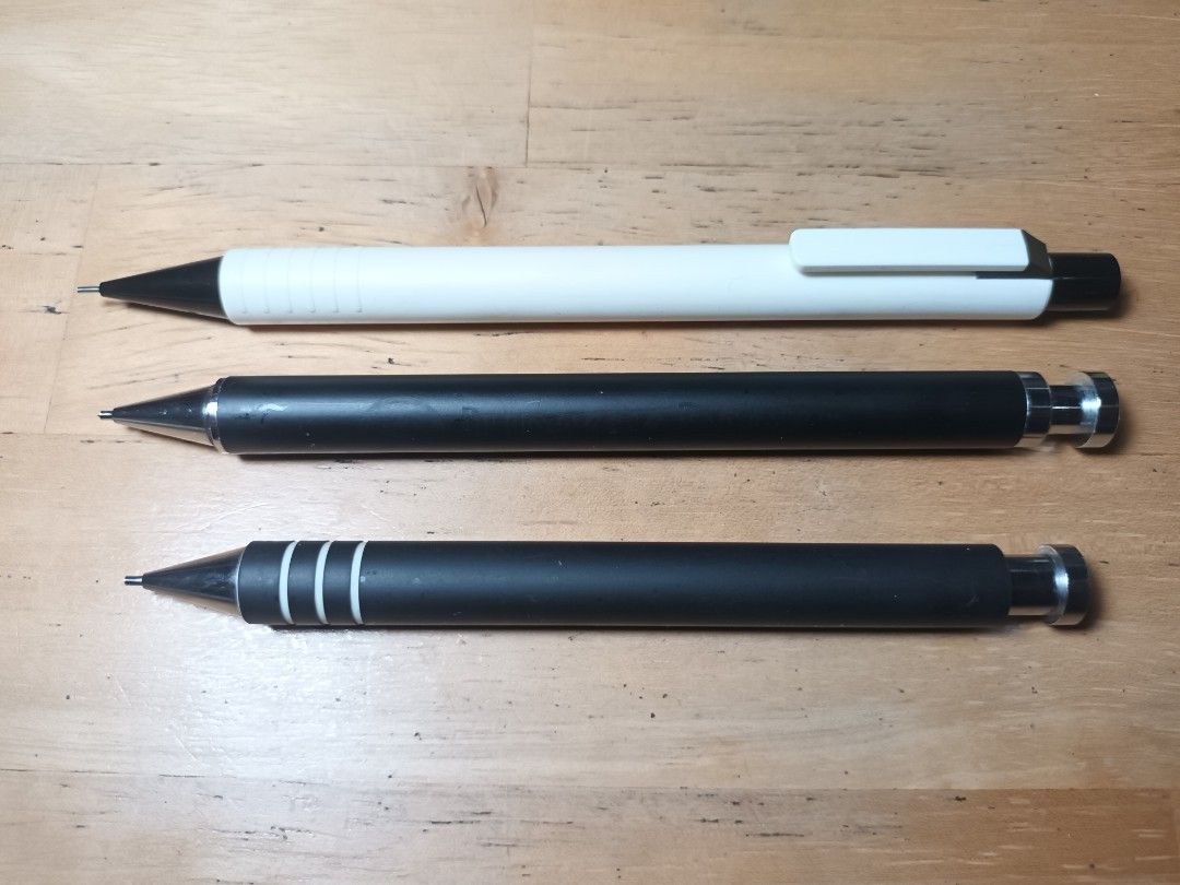 Mechanical Pencils Set 6 (Category: Stationery & School Supplies) located in Makati City. Submitted by m_brian (Listing ID 1417007901, Image 1). Description: - Set of 3 mechanical pencils - 0.5 - Includes: - Pilot (white pencil with black tip and clip) - Two black pencils (one with silver accents) -As-is set.