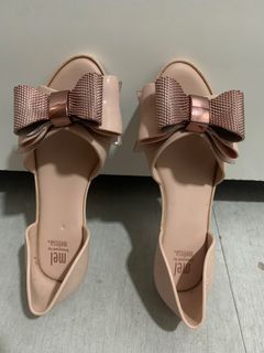 (Category: ) located in . Submitted by chanel81 (Listing ID 1416915864, Image 1). Description: .