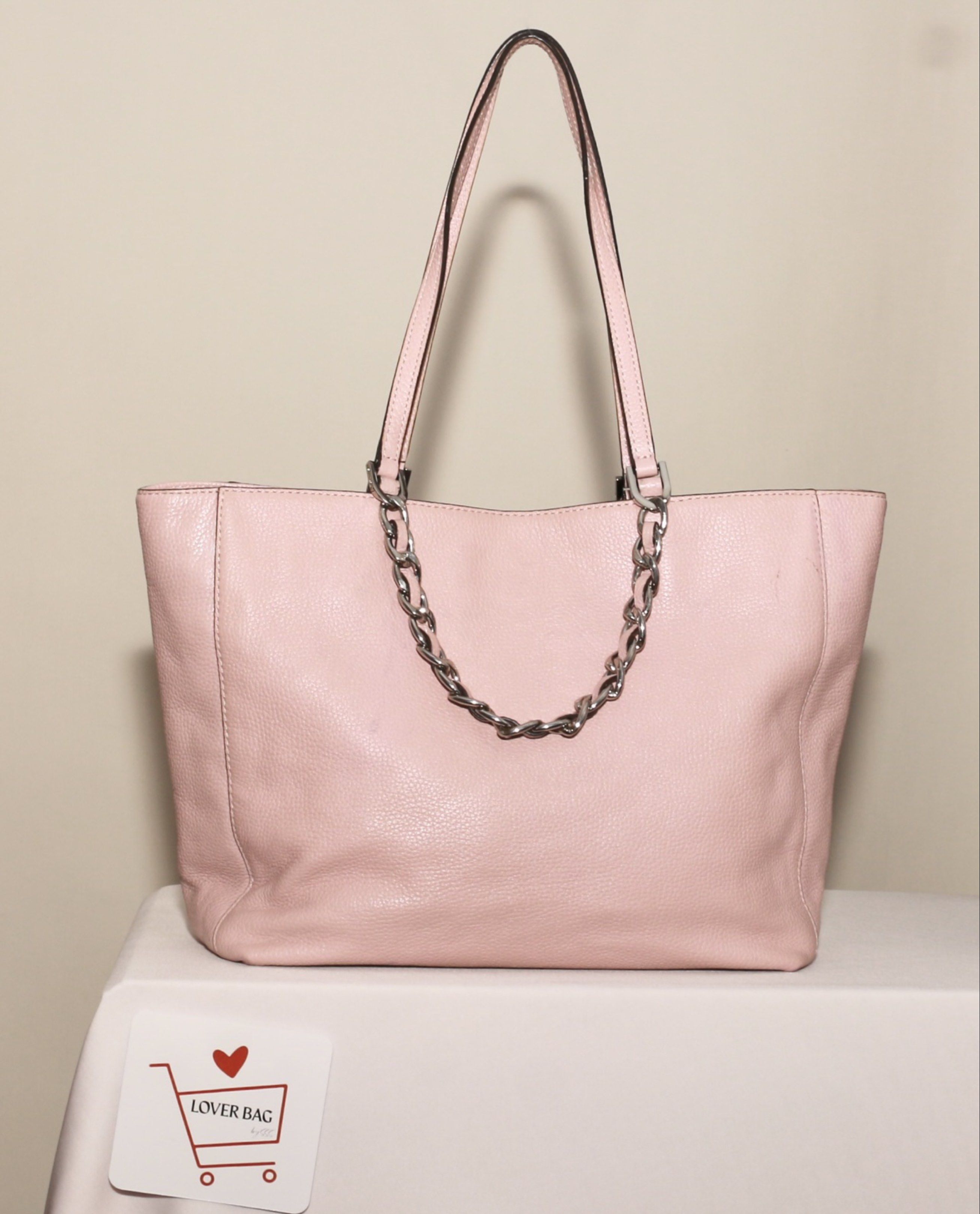MK pink tote (Category: Shoulder Bags) located in Batangas. Submitted by bagrx (Listing ID 1417014810, Image 2). Description: .