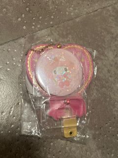 （分類：）位於 。 由 1attymo 提交（商品編號 1416890780，圖片 1）。簡介： 。