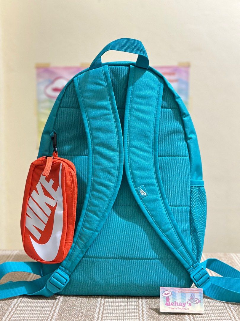 NIKE ELEMENTAL BACKPACK (Category: Backpacks) located in Cavite. Submitted by tchaystrendyboutique (Listing ID 1416838195, Image 2). Description: NIKE ELEMENTAL BACKPACK ▪️20L ▪️Dusty Cactus.
