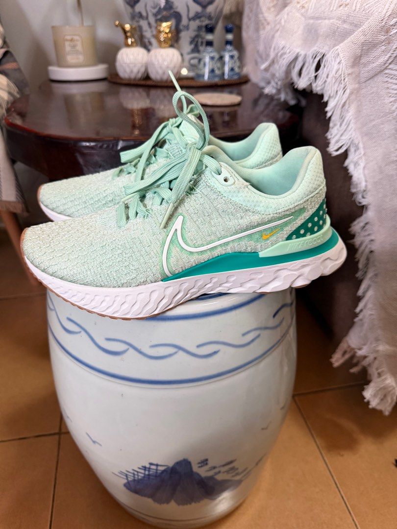 Nike React Infinity Run Flyknit 2 - Mint Green (Category: Sneakers) located in San Juan City. Submitted by vmdln (Listing ID 1416908189, Image 1). Description: .