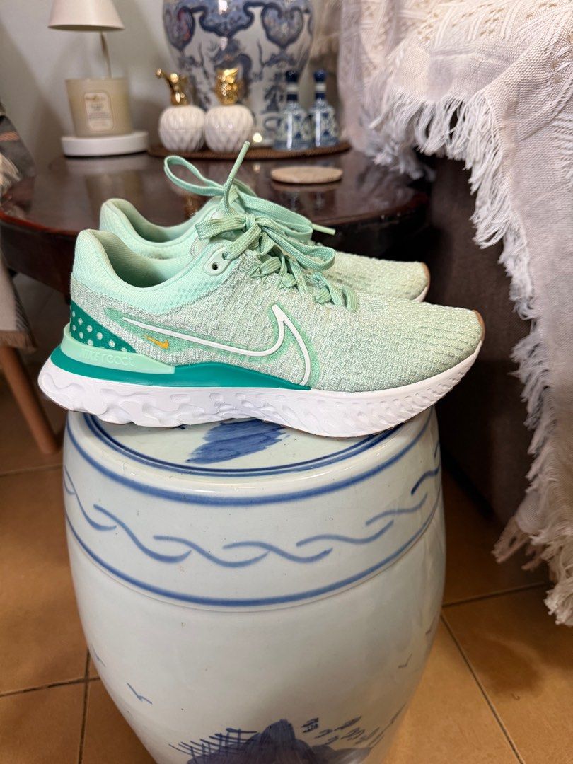 Nike React Infinity Run Flyknit 2 - Mint Green (Category: Sneakers) located in San Juan City. Submitted by vmdln (Listing ID 1416908189, Image 2). Description: .