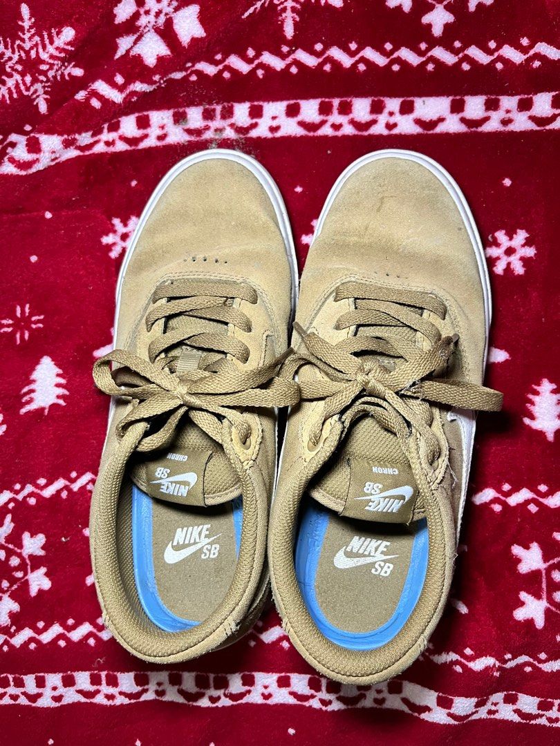 Nike SB Chron Solarsoft Skate Shoes (Category: Sneakers) located in Urdaneta. Submitted by _saphiera (Listing ID 1416957559, Image 2). Description: - Nike SB Chron Solarsoft skate shoes - Tan color - Size: US 9.5 - Features Nike SB logo - White soles and laces.