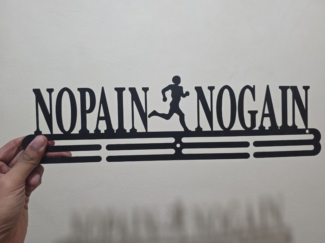 No Pain No Gain Medal Display (Category: Wall Decor) located in Mandaluyong City. Submitted by rndm.stuff (Listing ID 1417020549, Image 1). Description: 👉RFS: Decluttering.