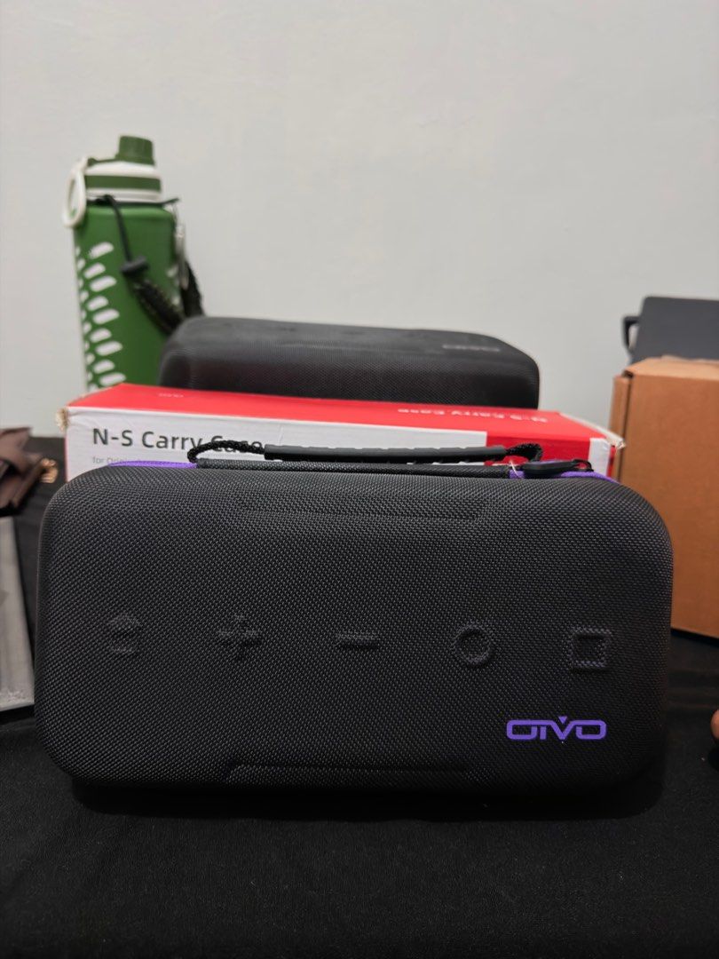 Oivo switch case for oled v1 v2 nintendo switch (Category: Cases & Covers) located in Valenzuela. Submitted by gearpandaph (Listing ID 1416878600, Image 2). Description: oivo Pouch carry case for Switch Oled v1 v2 No issue Parang bago Valenzuela.