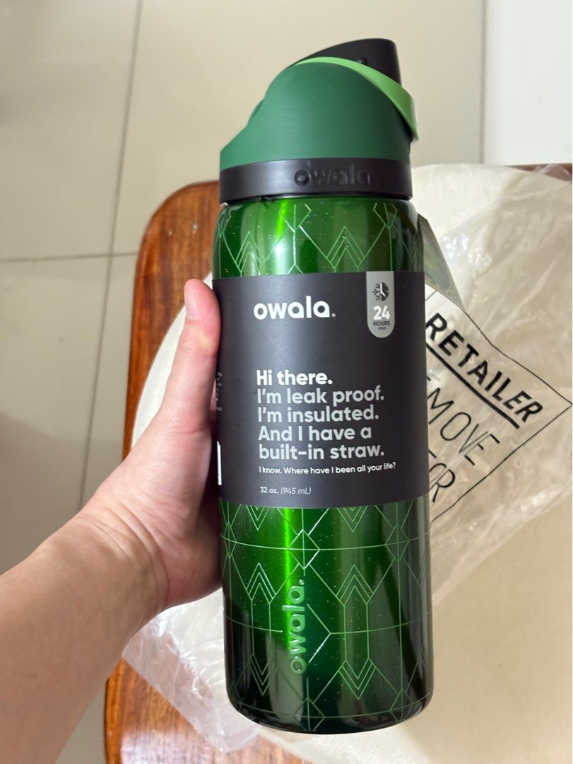 OWALA X WICKED Elphaba Freesip 32oz (Category: Water Bottles & Tumblers) located in Quezon City. Submitted by shopcart (Listing ID 1416946936, Image 3). Description: BNEW with retailer plastic bag Perfect condition — no scratches, no dents.