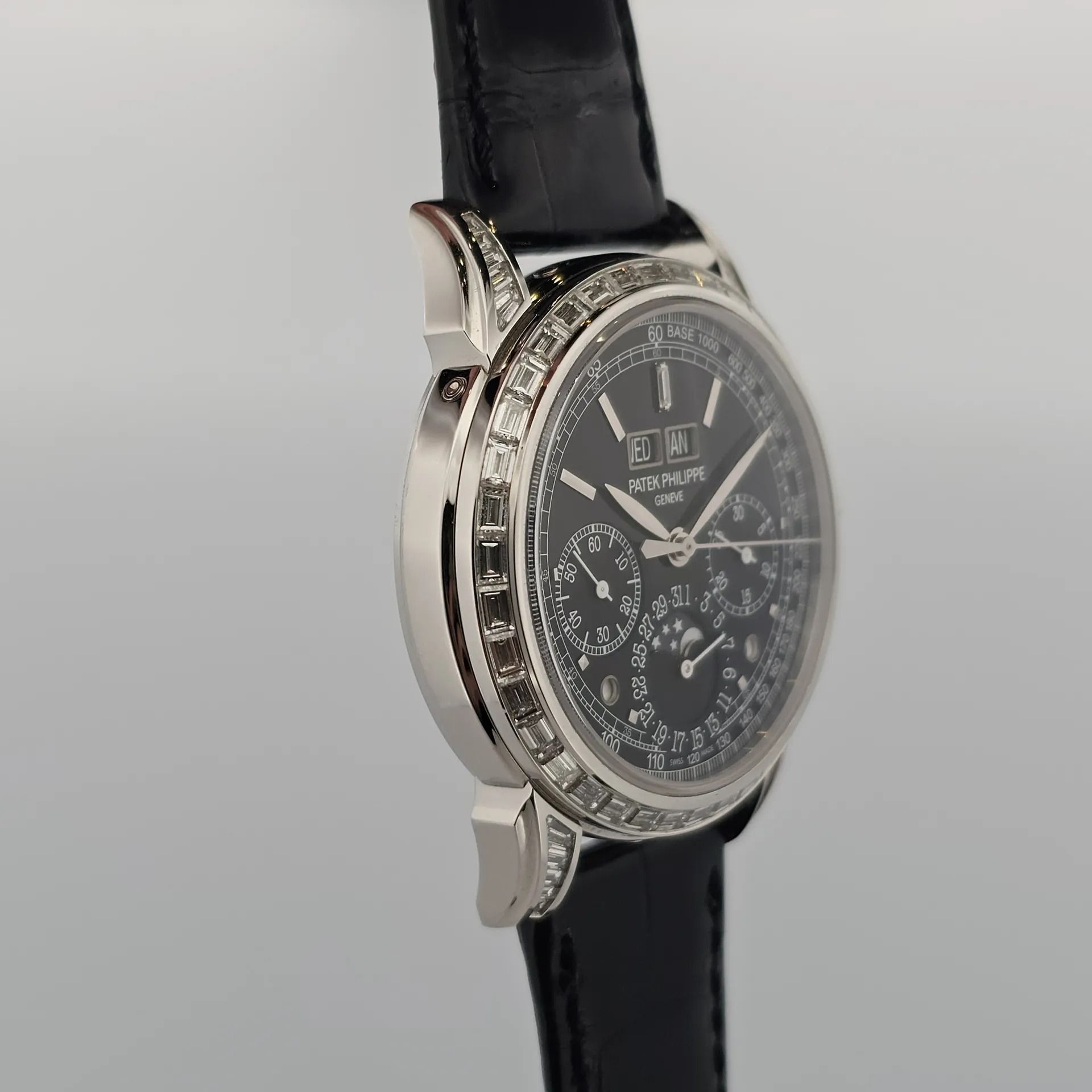 Patek Philippe 百達翡麗 Grand Complications Perpetual Calendar PT 950 5271P-001 (Category: Watches) located in Singapore. Submitted by watchbanka.deer (Listing ID 1416912865, Image 3). Description: WB1768908408 Watch Condition: Brand New Warranty Card Year: 2025 Diameter: 41mm Movement: Manual Winding Case Material: Platinum Dial Color: Black Accessories: Includes original packaging and certificates No Exchange Thank You Want to see more watches we h