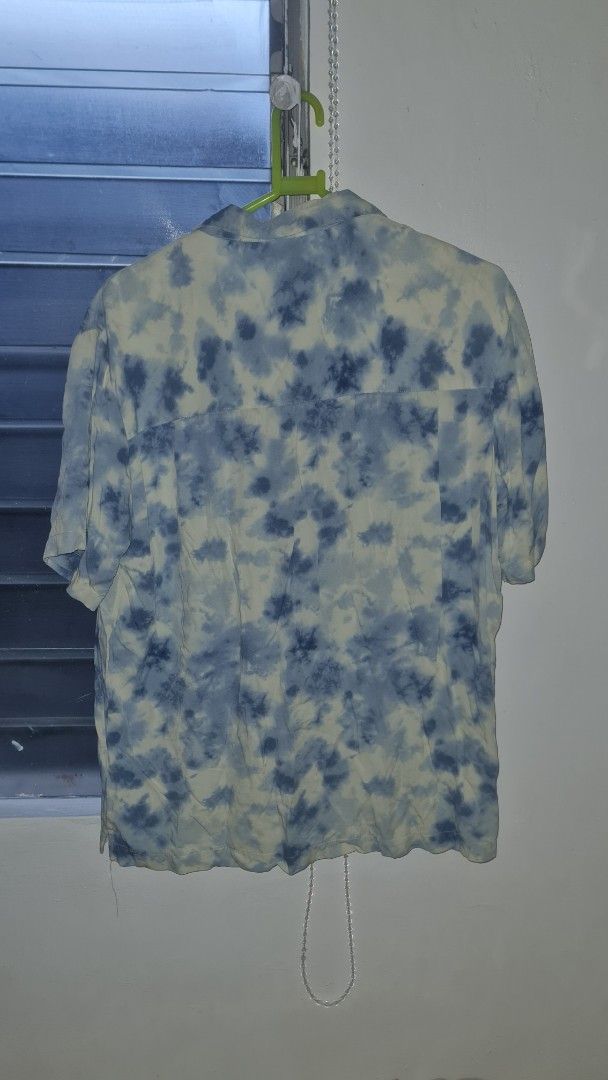 Penshoppe Tie-dye Shirt Polo (Category: Tshirts & Polo Shirts ) located in Quezon City. Submitted by bubugom (Listing ID 1416972797, Image 2). Description: Penshoppe tie-dye shirt - tried once to fit lang - needs wash, natambak sa cabinet - check photos for medida sizing LOC: Brgy. Pasong Tamo, QC MOD: GRAB, Lalamove, JNT MOP: GCASH, BPI, GoTyme (NO COD & ABONO).