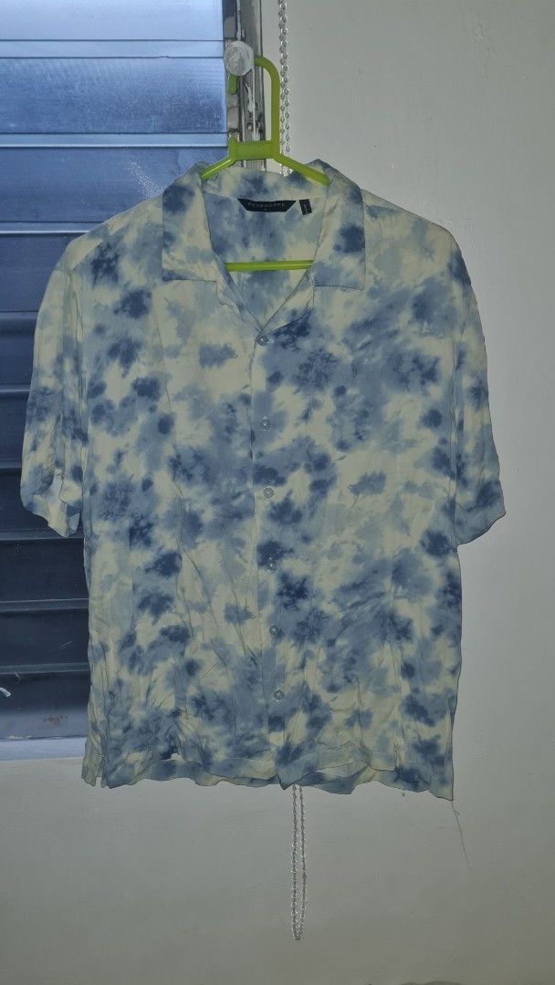 Penshoppe Tie-dye Shirt Polo (Category: Tshirts & Polo Shirts ) located in Quezon City. Submitted by bubugom (Listing ID 1416972797, Image 1). Description: Penshoppe tie-dye shirt - tried once to fit lang - needs wash, natambak sa cabinet - check photos for medida sizing LOC: Brgy. Pasong Tamo, QC MOD: GRAB, Lalamove, JNT MOP: GCASH, BPI, GoTyme (NO COD & ABONO).