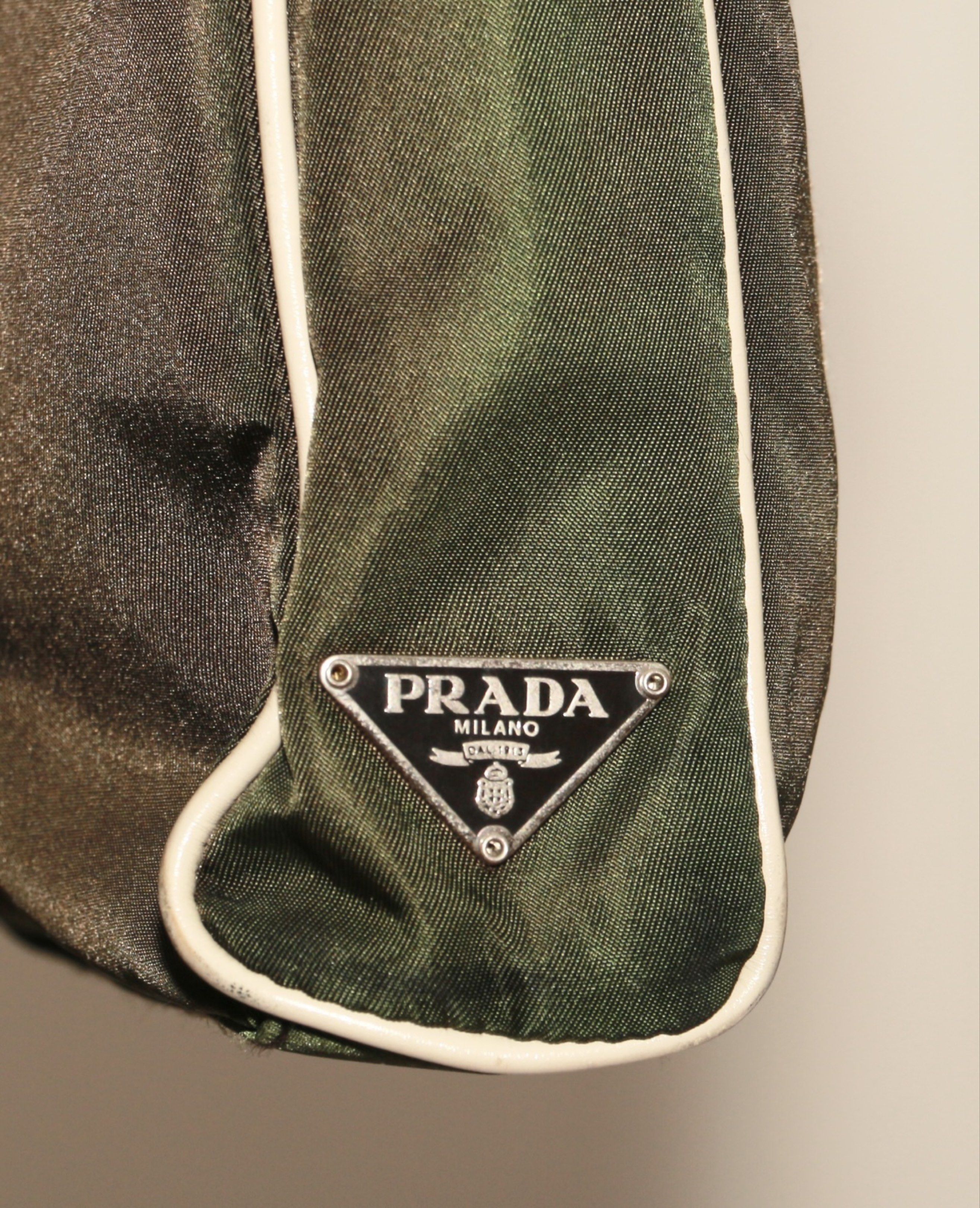 PRADA Nylon Flower (Category: Tote Bags) located in Batangas. Submitted by bagrx (Listing ID 1417014865, Image 2). Description: .